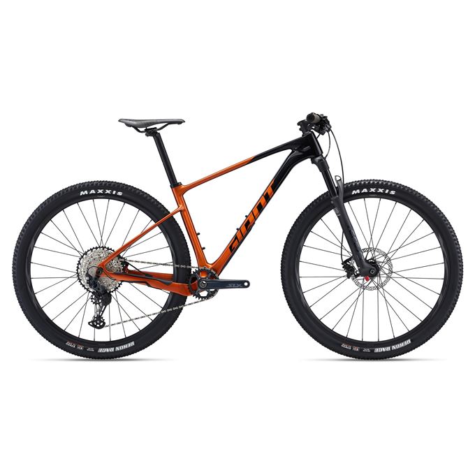 Giant XTC Advanced 29 2 M Black/Amber Glow 2024